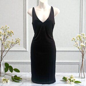 Forever 21 Black Ribbed Velvet Deep V Midi Dress | Size L
